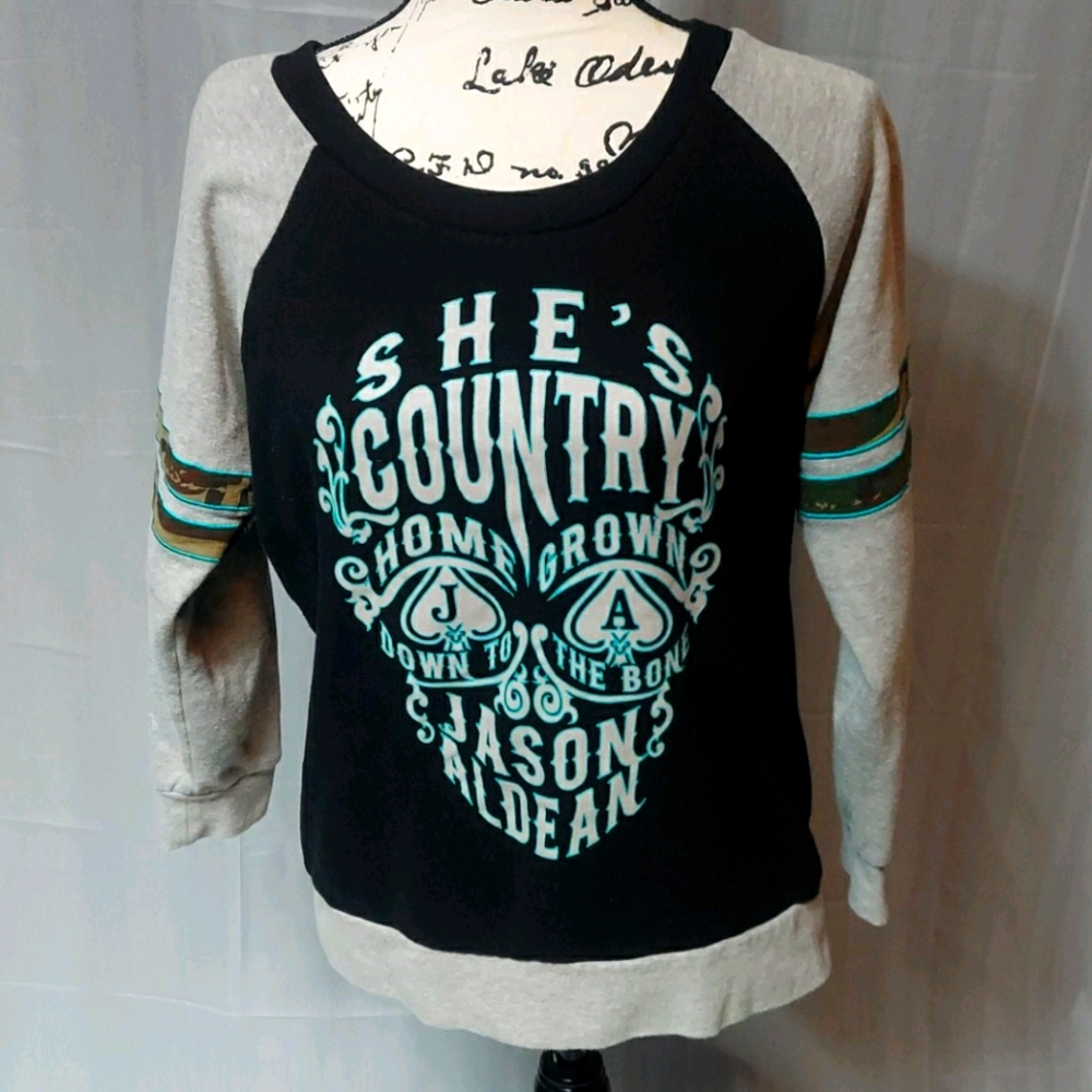 Jason Aldean Size Large She's Country Sweater